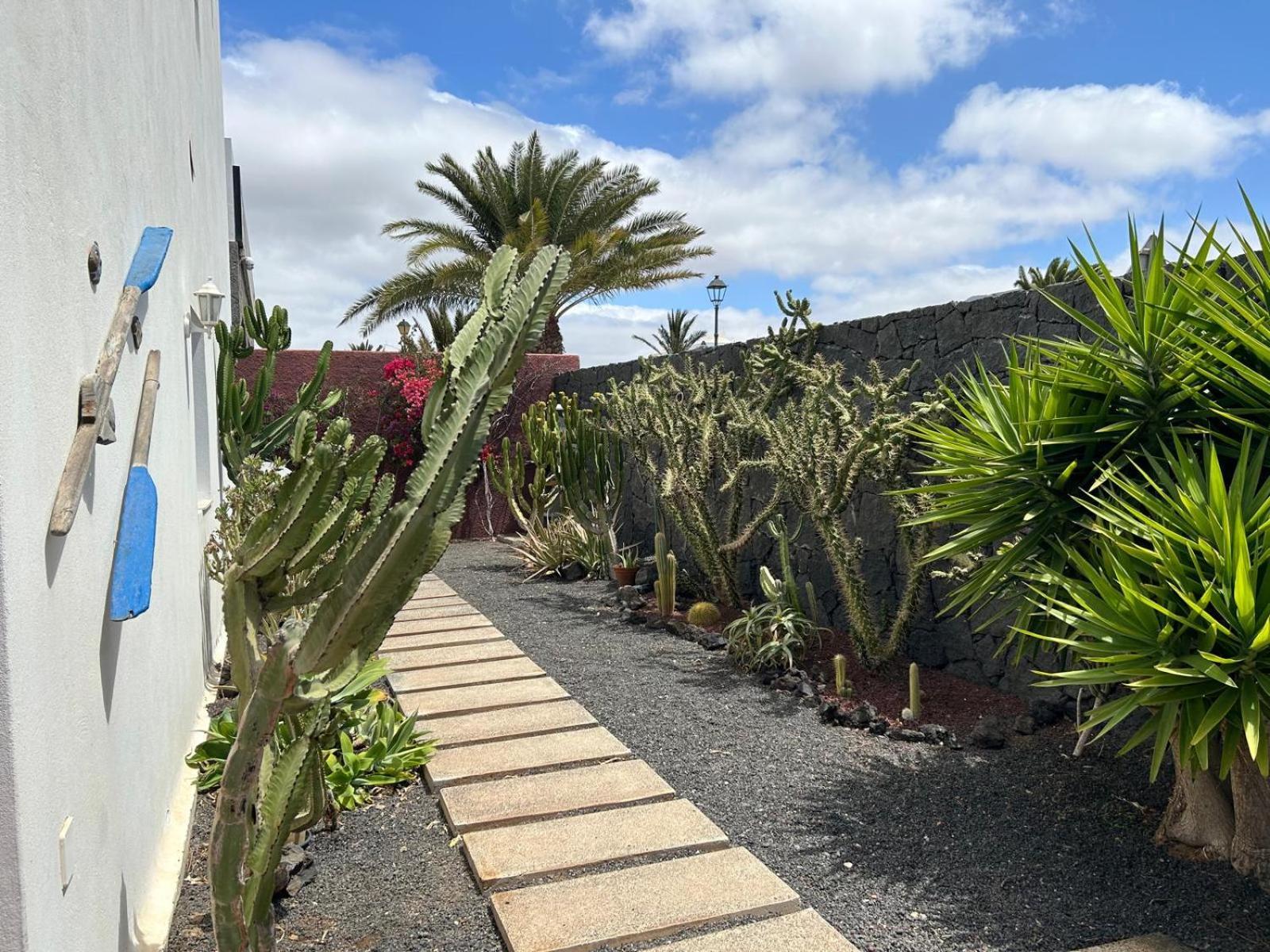 Villa Barracuda - "Seaview 3Min Walk To The Beach" Playa Blanca  Exterior photo
